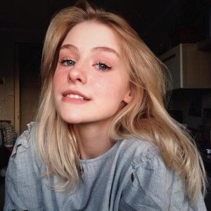 Meet your Posher, Rae